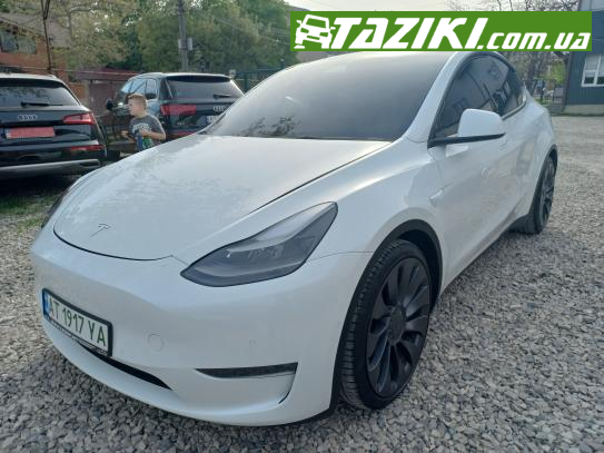 Tesla Model y, 2022г. 82л. Электро Ивано-Франковск в кредит