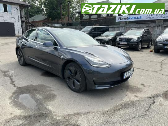 Tesla Model s, 2018г. Электрол.  Чернигов в кредит