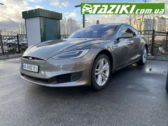 Tesla Model s, 2015г. 70л. Электро Киев в кредит