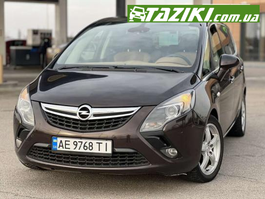 Opel Zafira tourer, 2012г. 2л. дт Днепр в кредит