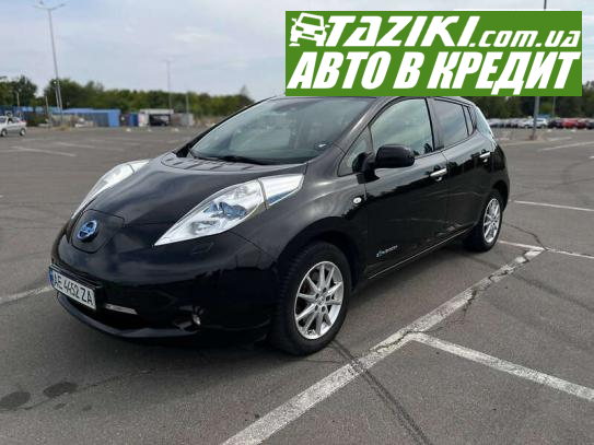 Nissan Leaf, 2015р. 30л. Електро Дніпро в кредит