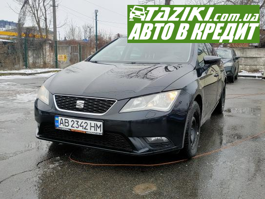 Seat Leon, 2013р. 2л. дт Житомир в кредит