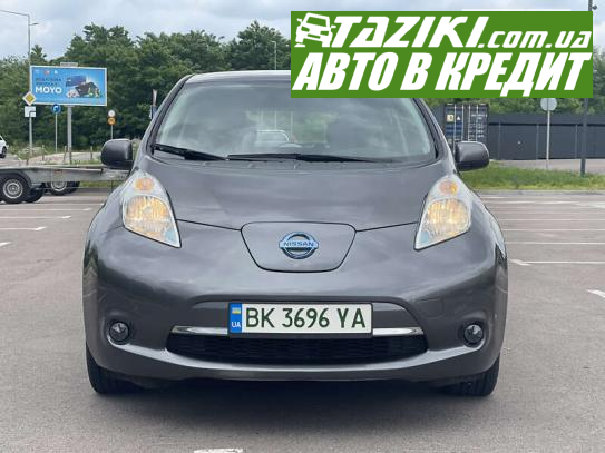 Nissan Leaf, 2017г. 30л. Электро Ровно в кредит