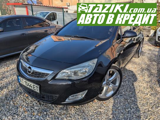 Opel Astra, 2011р. 1.7л. дтп Івано-Франківськ в кредит