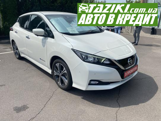 Nissan Leaf, 2021г. 40л. Электро Ровно в кредит