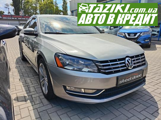 Volkswagen Passat, 2013г. 1.8л. бензин Николаев в кредит