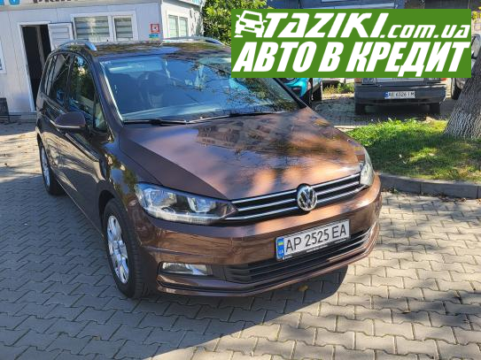 Volkswagen Touran, 2016р. 1.6л. дтп Чернівці в кредит