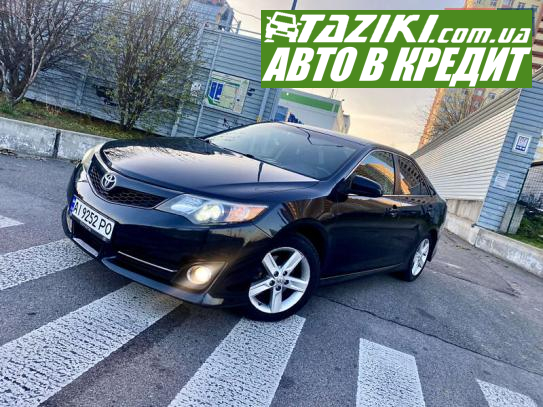 Toyota Camry, 2015г. 2.5л. газ/бензин Киев в кредит