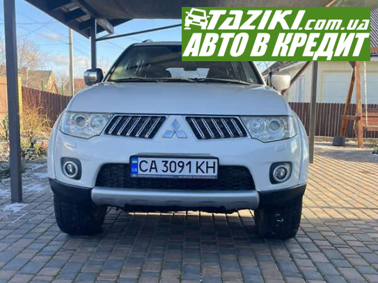 Mitsubishi Pajero sport, 2011г. 2.5л. дт Черкассы в кредит