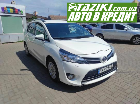 Toyota Verso, 2014г. 2л. дт Кривой Рог в кредит