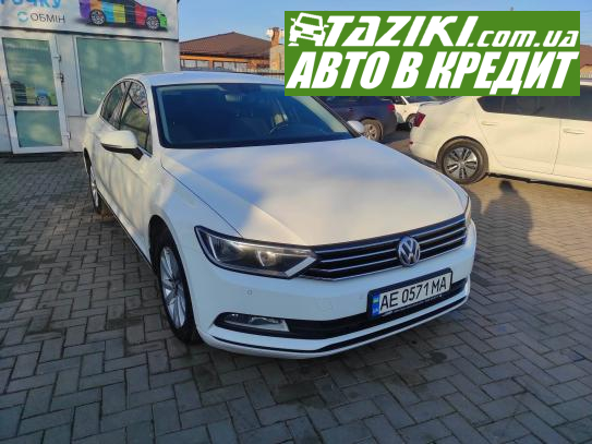 Volkswagen Passat, 2016г. 1.4л. бензин Кривой Рог в кредит