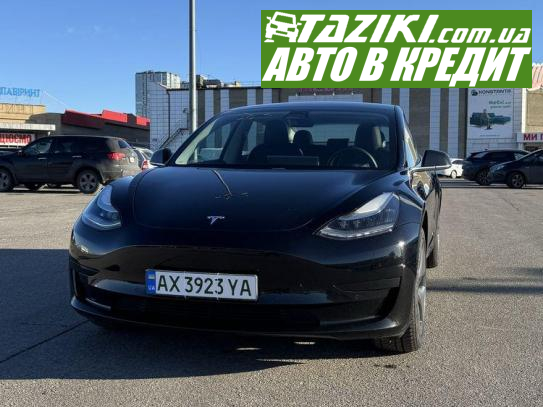 Tesla Model 3, 2019г. Электрол.  Харьков в кредит