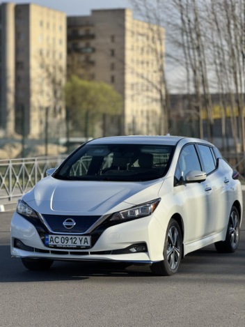 Nissan Leaf, 2020г. 62.0л. Електро Луцьк в кредит