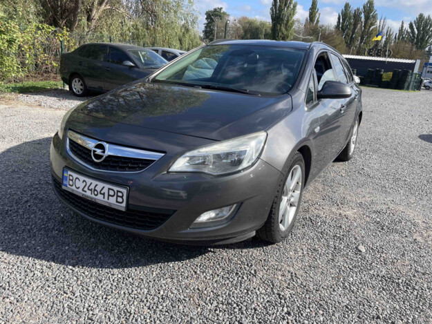 Opel Astra sports tourer, 2011г. 1.2л. дизель Вінниця в кредит