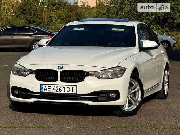 Bmw 328i, 2015г. 2.0л. бензин Кривий Ріг в кредит