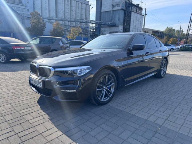 Bmw 530i, 2017г. 2.0л. бензин Дніпро в кредит