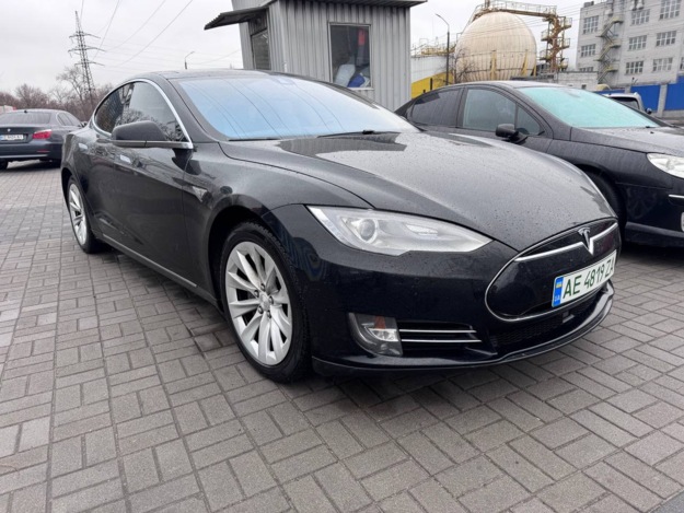 Tesla Model s, 2015г. 81.0л. Електро Дніпро в кредит