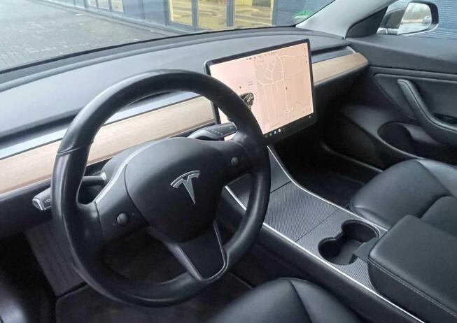 taziki pic 2025 07 000000160294306 10 Tesla Model 3 2019р. 0.0 електро, Київ - 23000 грн/міс.