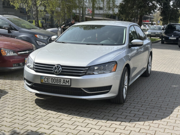Volkswagen Passat, 2013г. 1.8л. бензин Чернівці в кредит
