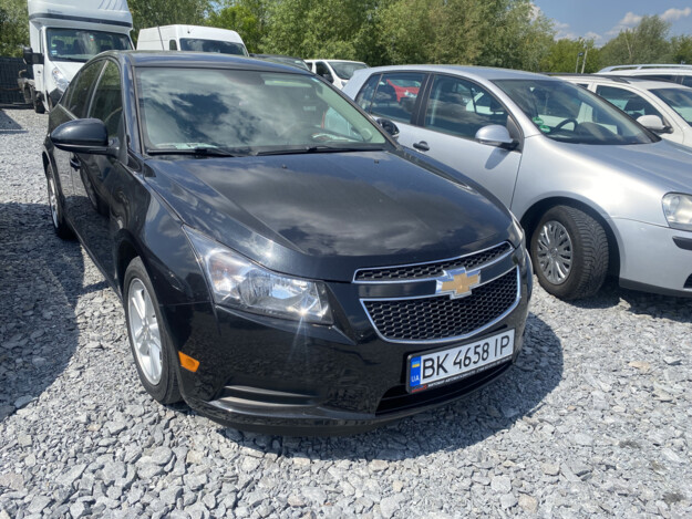 Chevrolet Cruze, 2014г. 1.4л. бензин Рівне под выплату