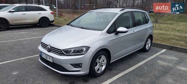 Volkswagen Golf sportsvan, 2015г. 1.2л. бензин Львів в кредит