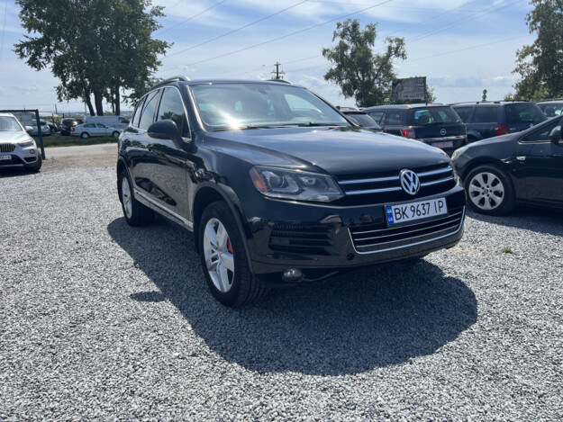 Volkswagen Touareg, 2011г. 3.0л. дизель Рівне под выплату