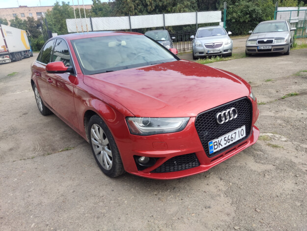 Audi A4, 2012г. 2.0л. бензин Луцьк в кредит