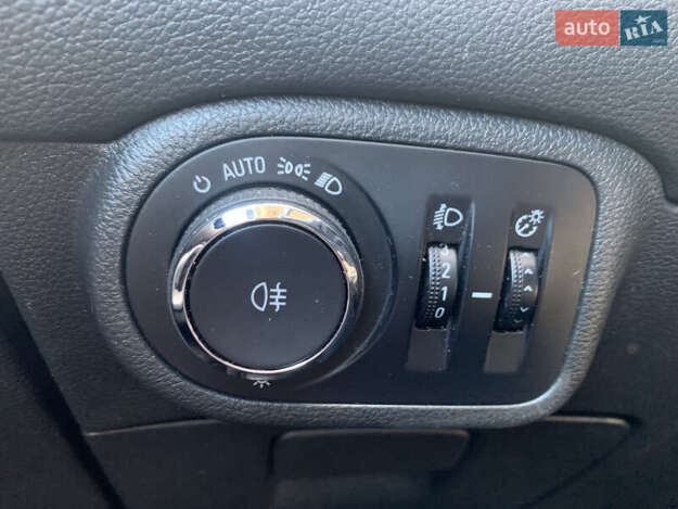 Opel Zafira tourer, 2012г. 2.0л. дизель Полтава в кредит