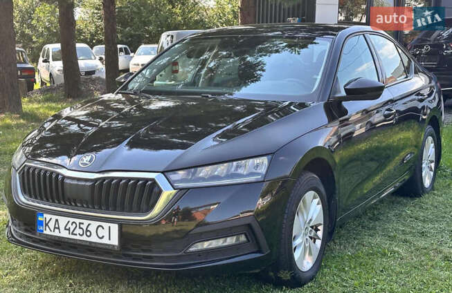 Skoda Octavia, 2021г. 1.4л. бензин Чернівці в кредит