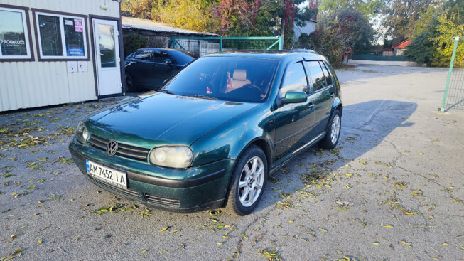 Volkswagen Golf, 1998г. 1.8л. бензин Житомир в кредит