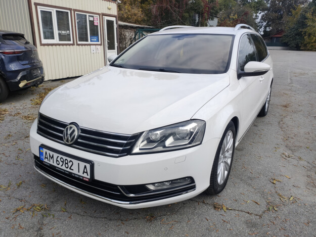 Volkswagen Passat, 2011г. 2.0л. дизель Житомир в кредит