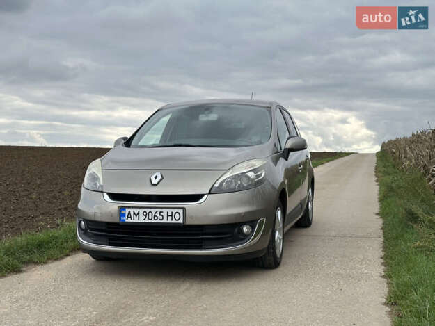 Renault Grand scenic, 2012г. 1.5л. дизель Житомир в кредит