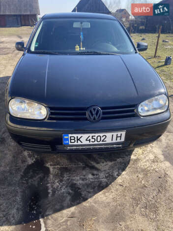 Volkswagen Golf, 2000г. 1.4л. бензин Рівне в кредит