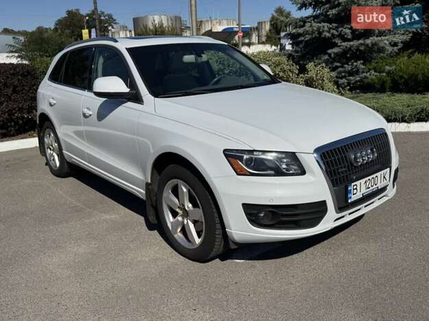 Audi Q5, 2011г. 2.0л. бензин Полтава в кредит