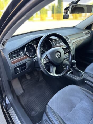Skoda Superb, 2013г. 1.8л. бензин Олександрія в кредит