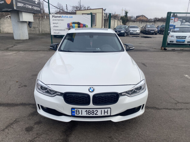 Bmw 320, 2013г. 2.0л. бензин Полтава в кредит