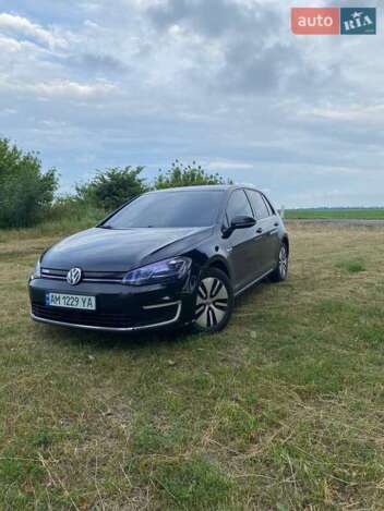 Volkswagen E-golf, 2017г. 35.0л. Електро Житомир в кредит