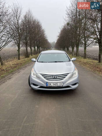 Hyundai Sonata, 2010г. 2.4л. бензин Рівне в кредит