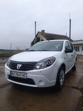 Dacia Sandero, 2009г. 1.1л. бензин Олександрія в кредит