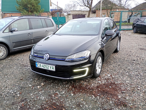 Volkswagen E-golf, 2016г. 24.0л. Електро Кропивницький в кредит