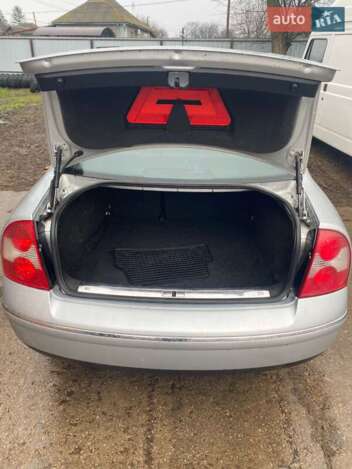 Volkswagen Passat, 2004г. 1.8л. бензин Полтава в кредит