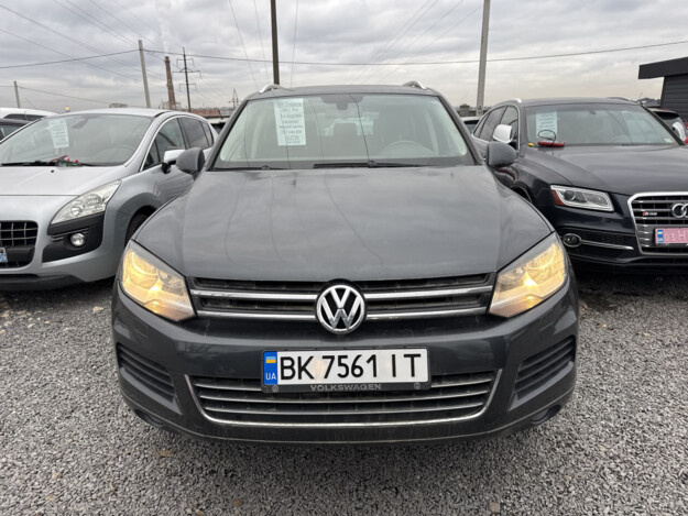 taziki pic 2025 07 000000160472117 7 Volkswagen Touareg 2012р. 3.6 бензин, Рівне - 18900 грн/міс.