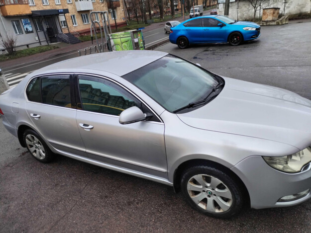 Skoda Superb, 2012г. 1.8л. бензин Чернігів в кредит