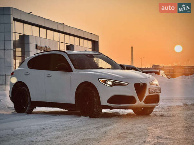 Alfa romeo Stelvio, 2019г. 2.0л. бензин Луцьк в кредит