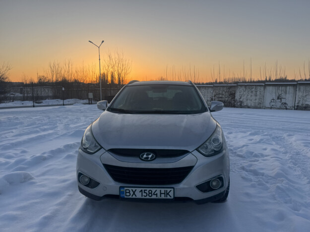 taziki pic 2025 07 000000160482964 7 Hyundai Ix35 2010р. 2.0 бензин, Кам'янець-Подільський - 14700 грн/міс.