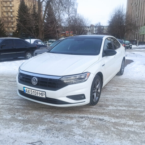 taziki pic 2025 07 000000160484766 6 Volkswagen Jetta 2018р. 1.4 бензин, Полтава - 18000 грн/міс.
