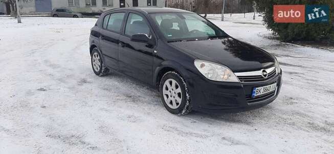 Opel Astra, 2008г. 1.6л. бензин Рівне в кредит