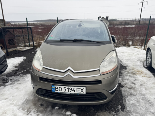 taziki pic 2025 07 000000160497587 6 Citroen C4 picasso 2008р. 2.0 дизель, Кам'янець-Подільський - 9200 грн/міс.