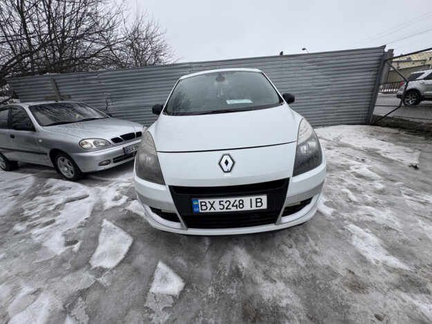 taziki pic 2025 07 000000160497593 6 Renault Megane scenic 2011р. 1.5 дизель, Кам'янець-Подільський - 9000 грн/міс.