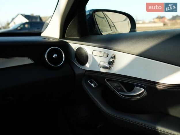 Mercedes-benz C-class, 2015г. 2.0л. бензин Луцьк в кредит